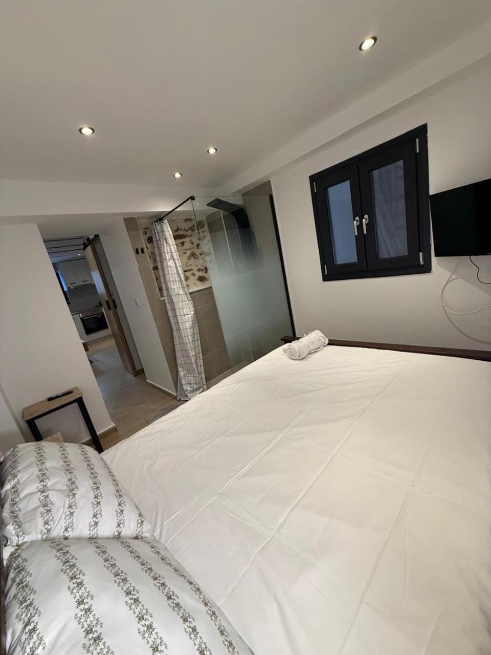 The Urban Gates Suites B Apartment in Pireas