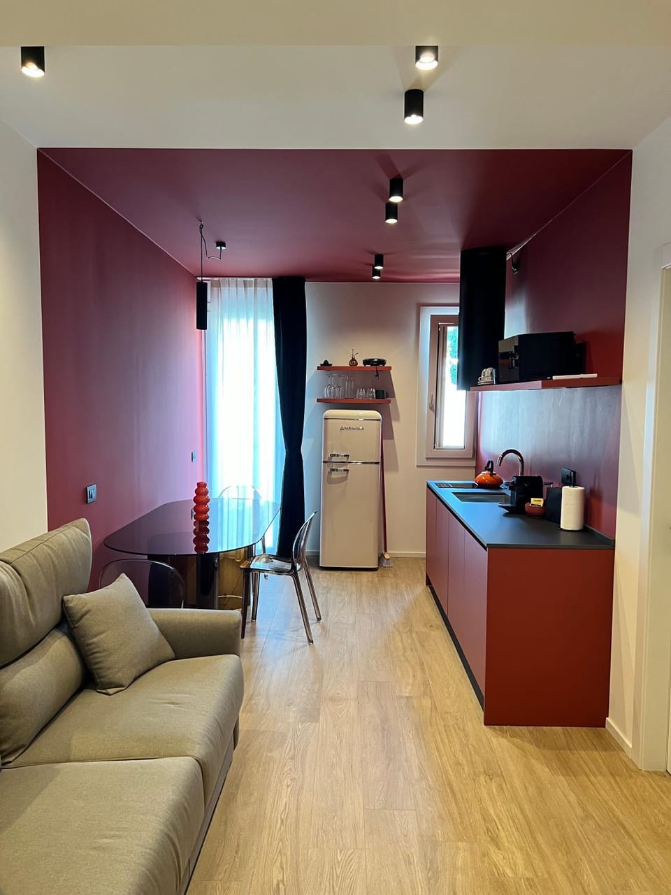 Kitchen or kitchenette, kitchen