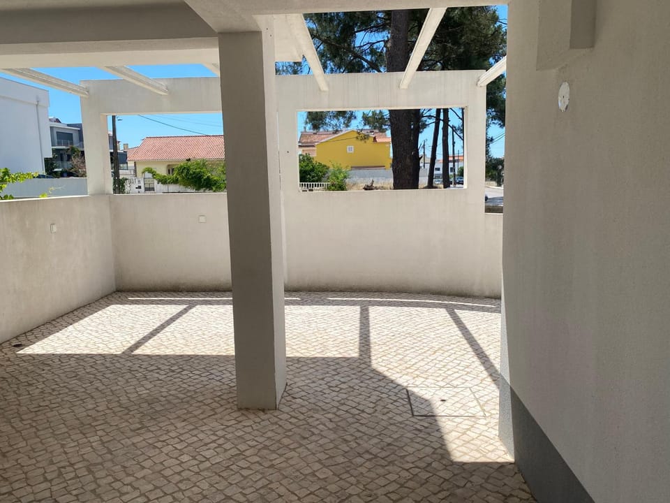 Vitta casa fernão ferro Vacation rental in Lisbon