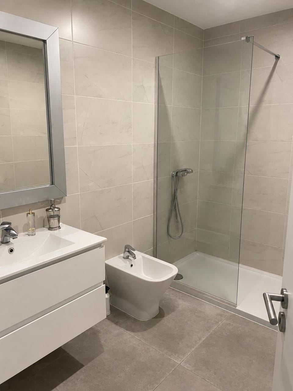 Vitta casa fernão ferro Vacation rental in Lisbon