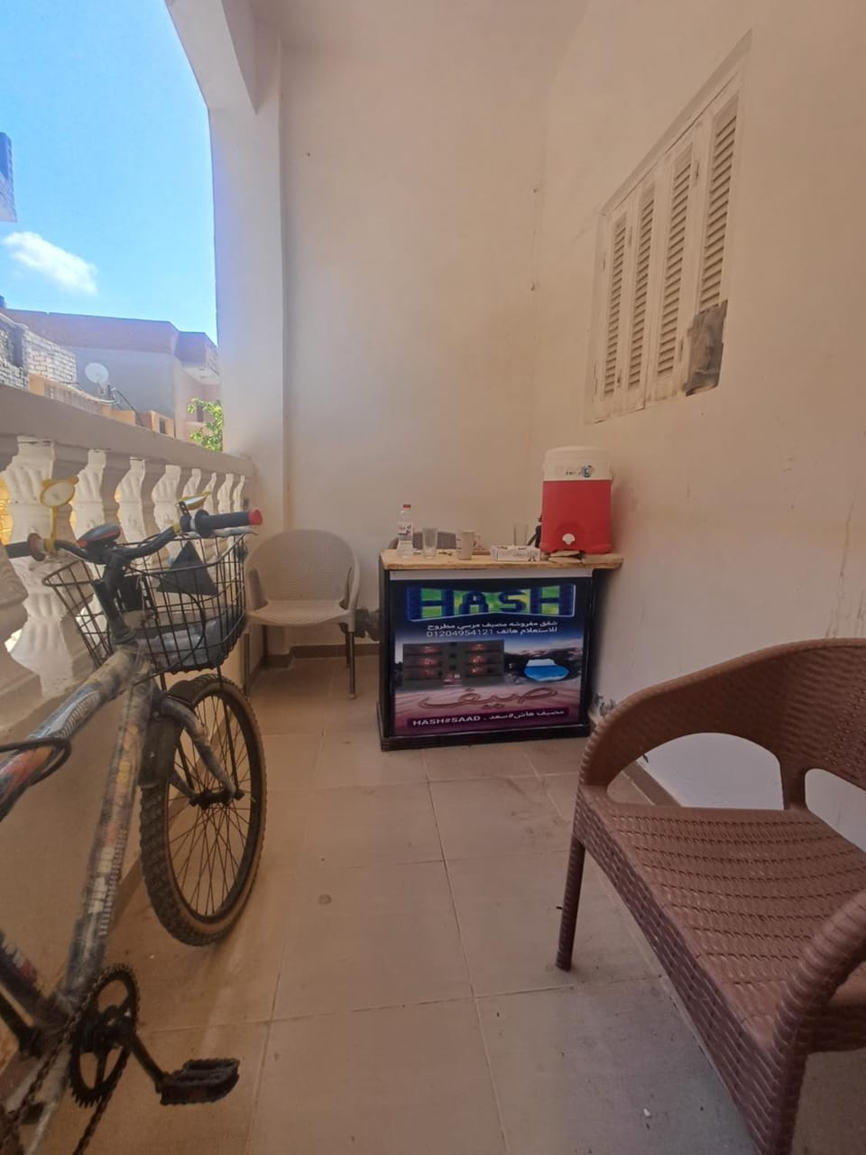 Property building, Lobby or reception, Cycling