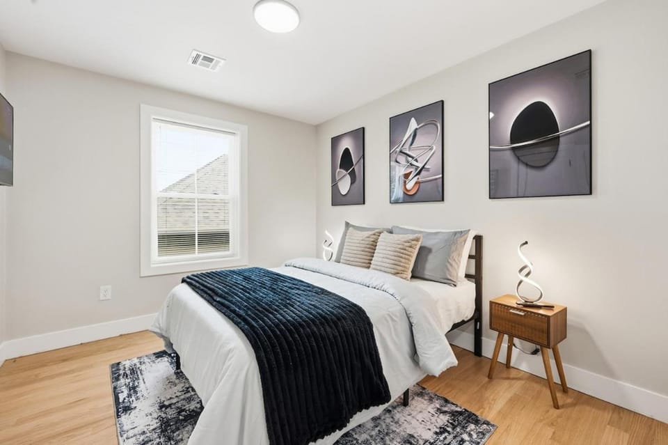 Five75 Lux Prov PC - Suite 1 Apartment in North Providence