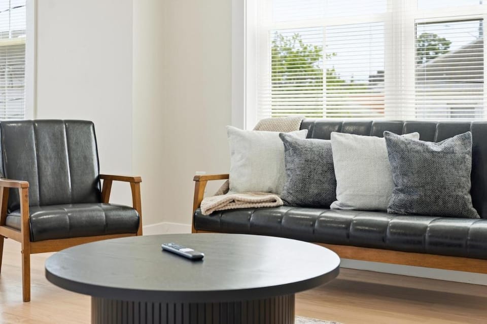 Five75 Lux Prov PC - Suite 1 Apartment in North Providence