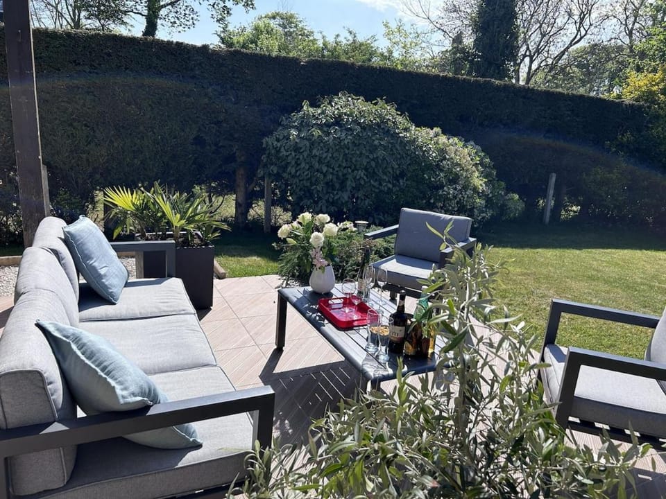 Garden, Balcony/Terrace