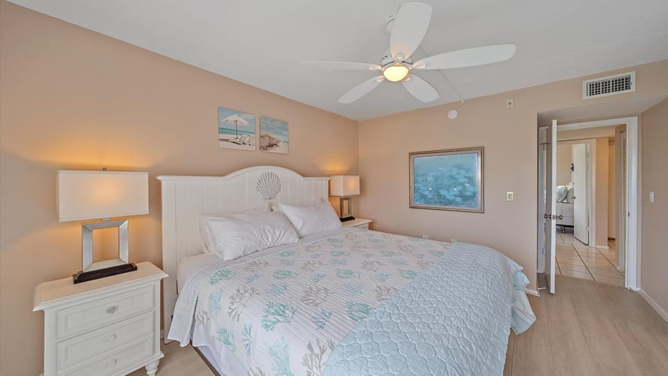 My Happy Place Apartment in Siesta Beach