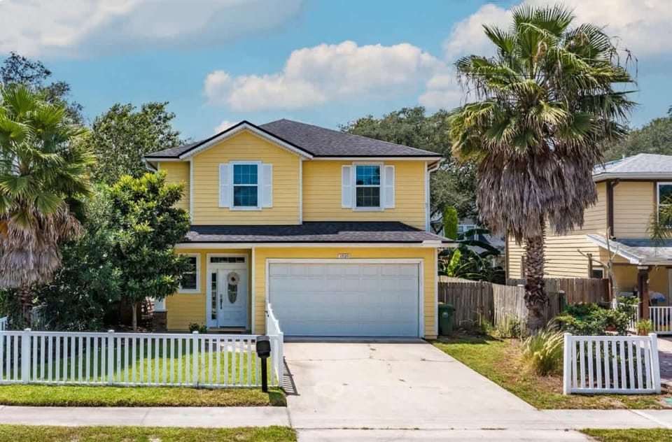 Coconut Cove House in Jacksonville Beach