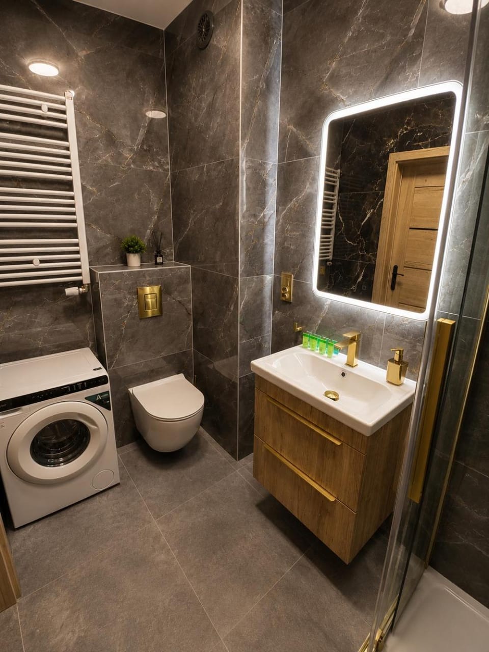 Toilet, Bathroom
