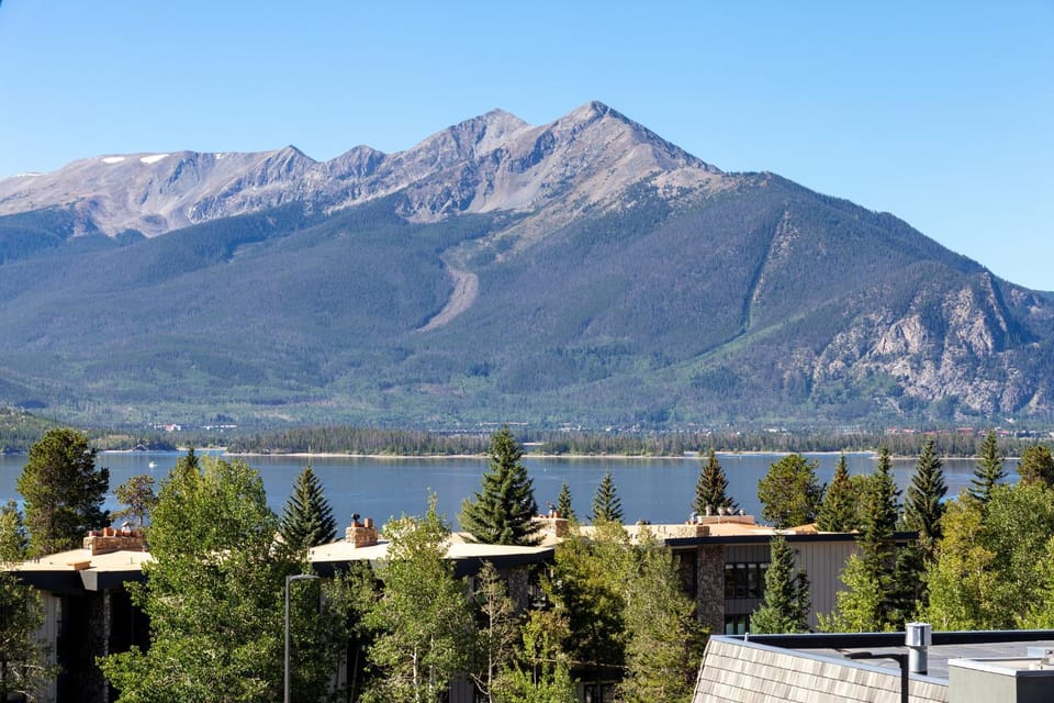 Day, Natural landscape, Lake view, Mountain view
