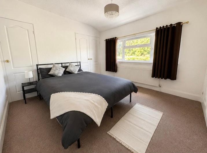 Contractor & Business Stays Free Parking & Fast WiFi Vacation rental in Wolverhampton