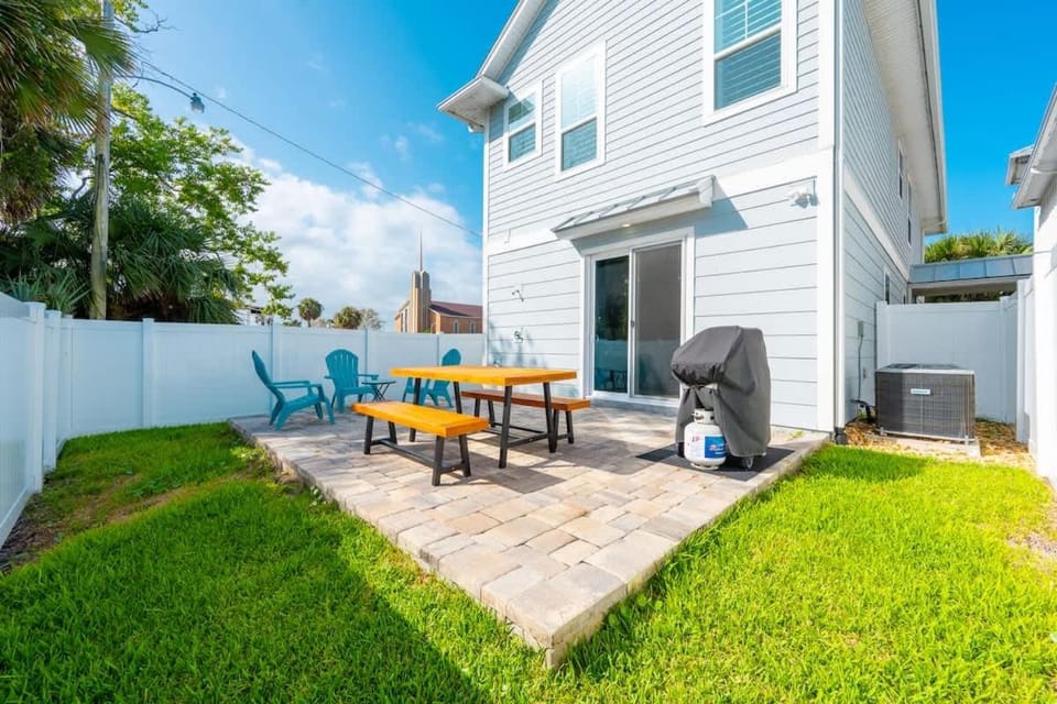 Seas the day -Luxury Spacious BBQ House in Jacksonville Beach