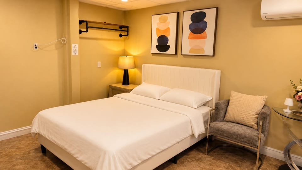 Private Two Queen Beds Room Near UPEI & Downtown Cozy Retreat Near Everything Vacation rental in Charlottetown