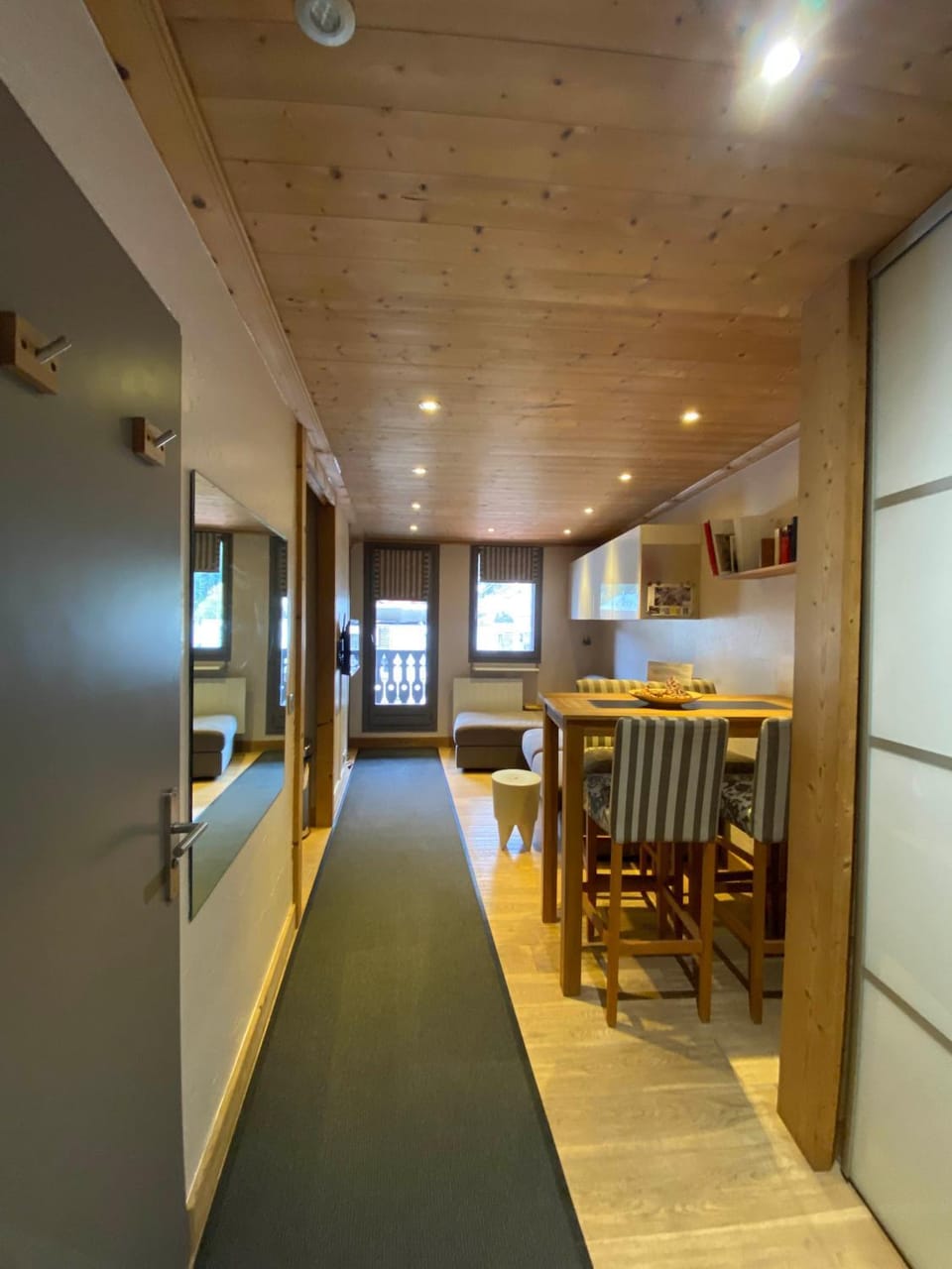 Communal lounge/ TV room, Dining area, storage