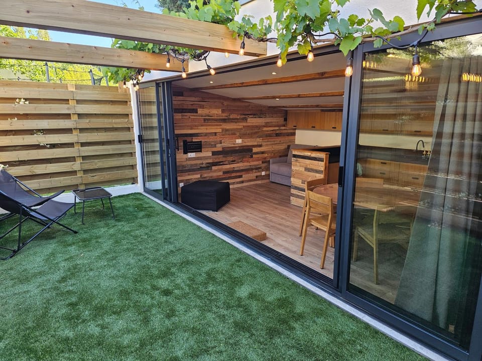 Garden, Balcony/Terrace