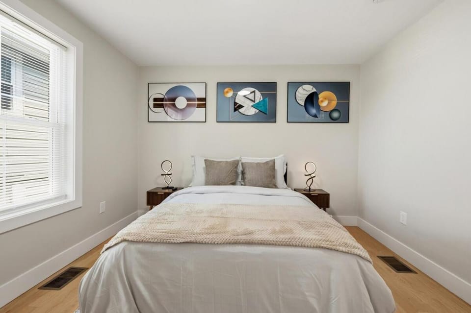 Five75 Lux Prov PC - Master Suite Apartment in North Providence