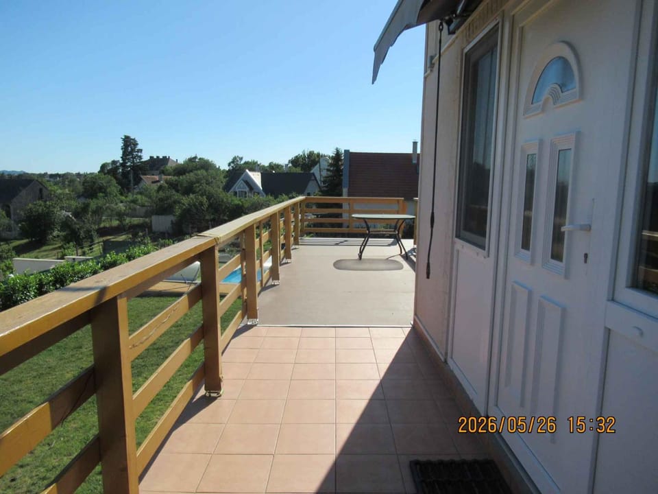 Summer, Balcony/Terrace