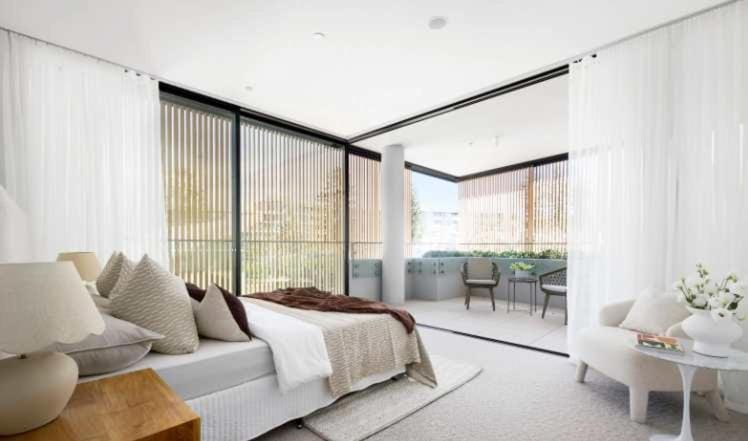 Luxurious Vaucluse Apartment w Ocean Views Apartment in Sydney