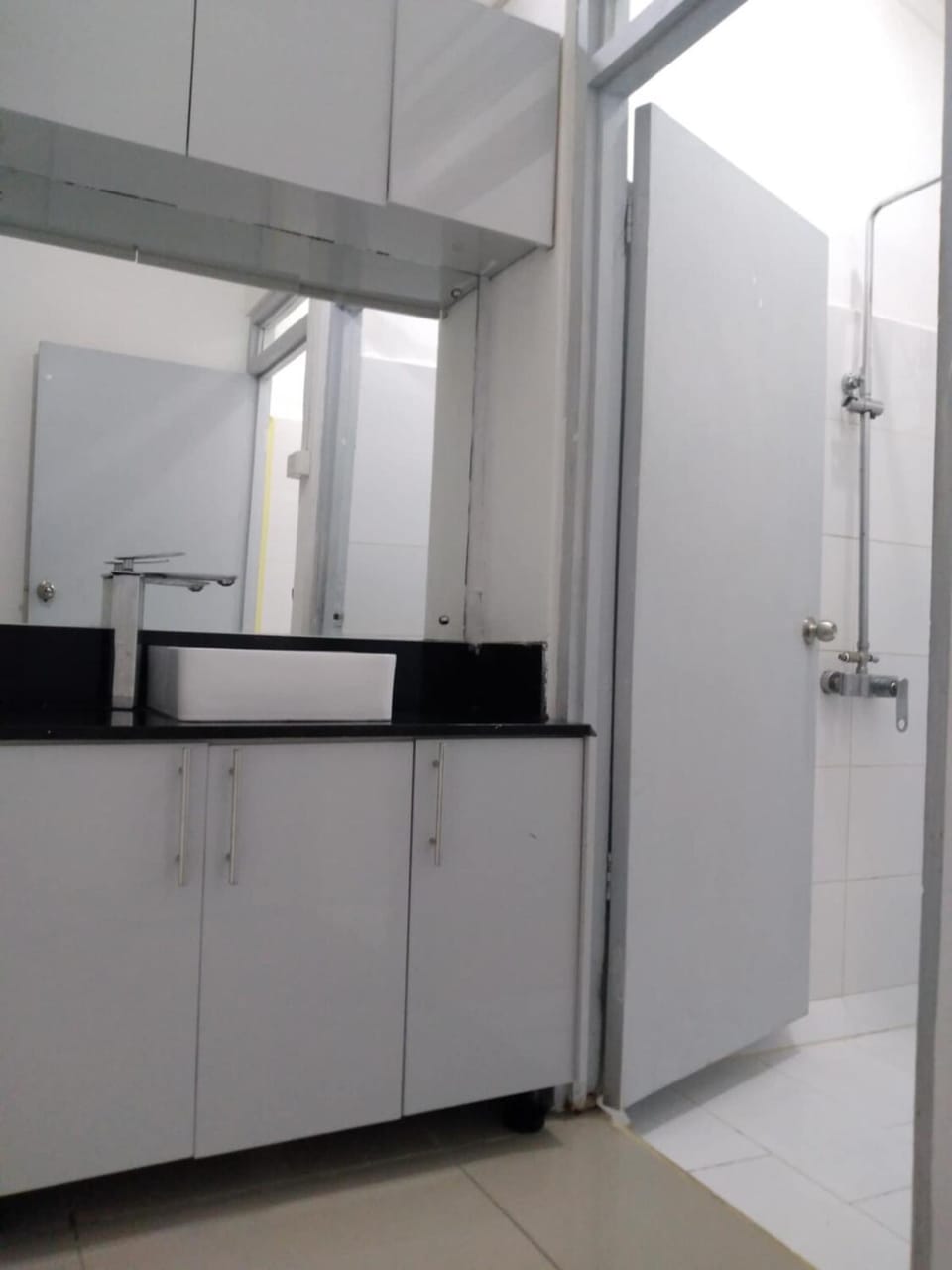 BOU'S Accomodation 4Bedrm House in Nadi