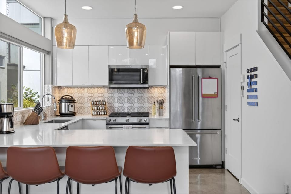 Perch - Capitol Luxe B | Prime Location in Cap Hill | Walk Score 93 Apartment in Capitol Hill