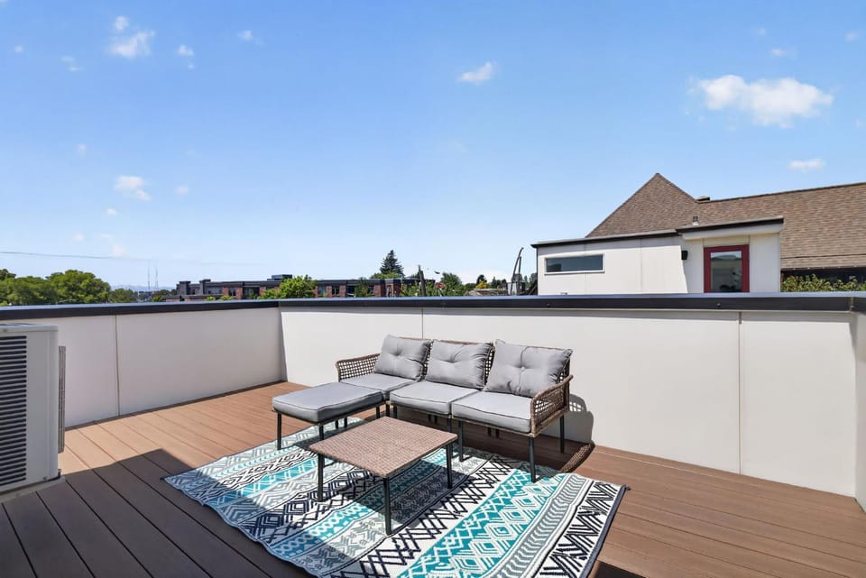 Perch - Capitol Luxe B | Prime Location in Cap Hill | Walk Score 93 Apartment in Capitol Hill