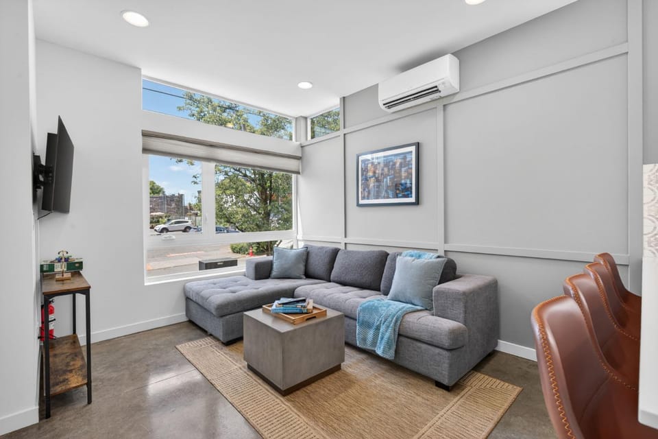 Perch - Capitol Luxe B | Prime Location in Cap Hill | Walk Score 93 Apartment in Capitol Hill
