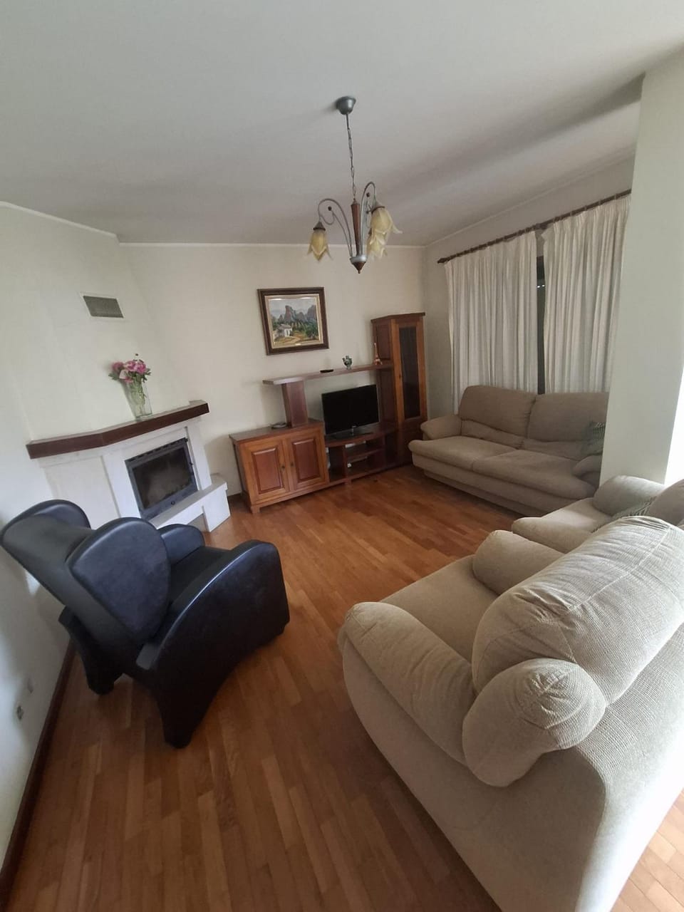 Balcony 2 Bedrooms Suite Gaia Apartment in Vila Nova de Gaia