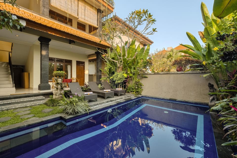 Swimming pool, Swimming pool