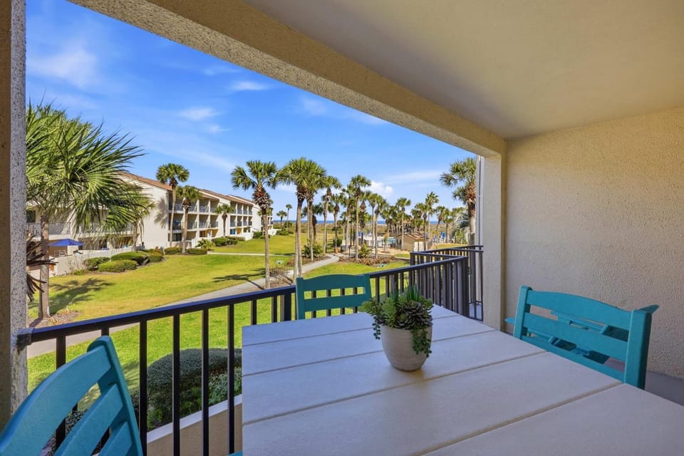 The Turtle Nest Coastal Escape House in Saint Augustine Beach