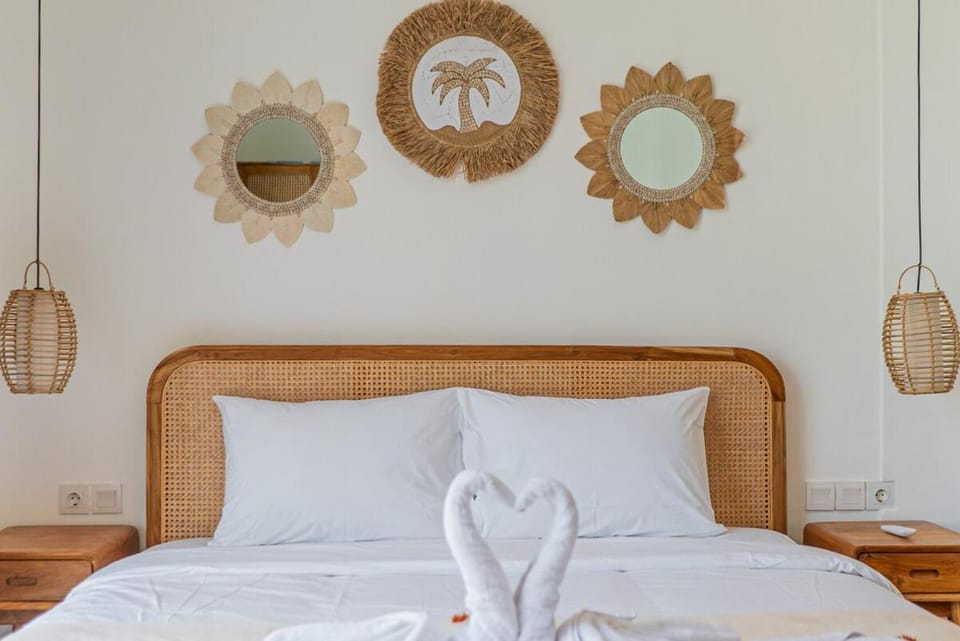 Canggu 2BR Greenwall Pool Villa By Bali Bliss Properties House in North Kuta