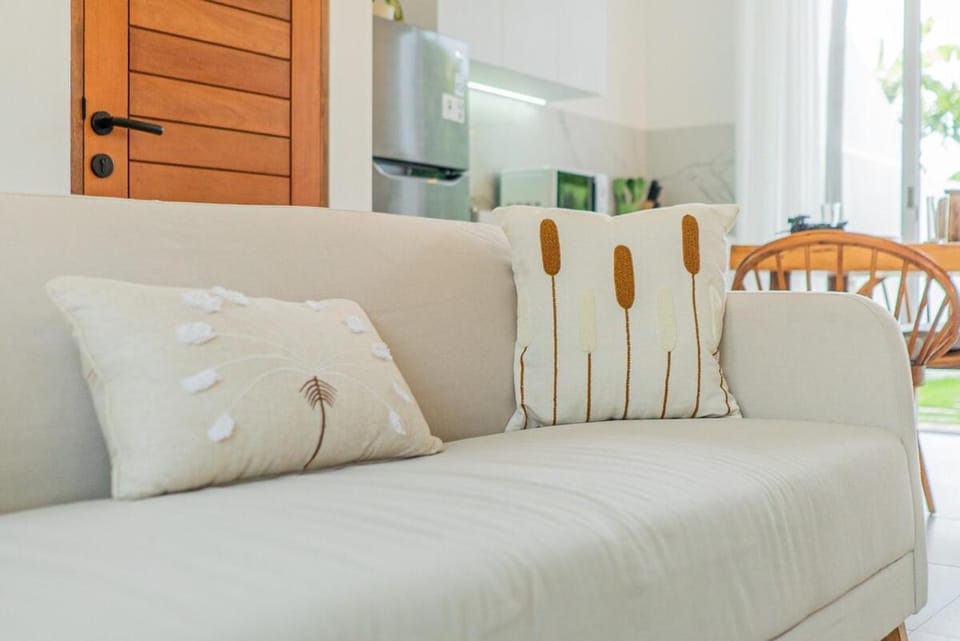 Canggu 2BR Greenwall Pool Villa By Bali Bliss Properties House in North Kuta