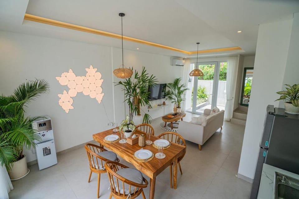 Canggu 2BR Greenwall Pool Villa By Bali Bliss Properties House in North Kuta