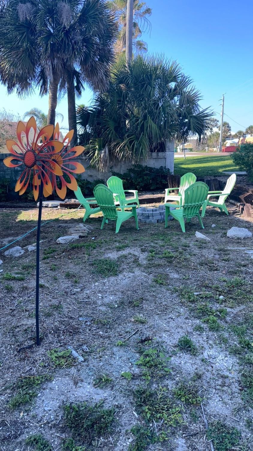 Tropical Beach Getaway, with pool Unit 6 Apartment in Cocoa Beach