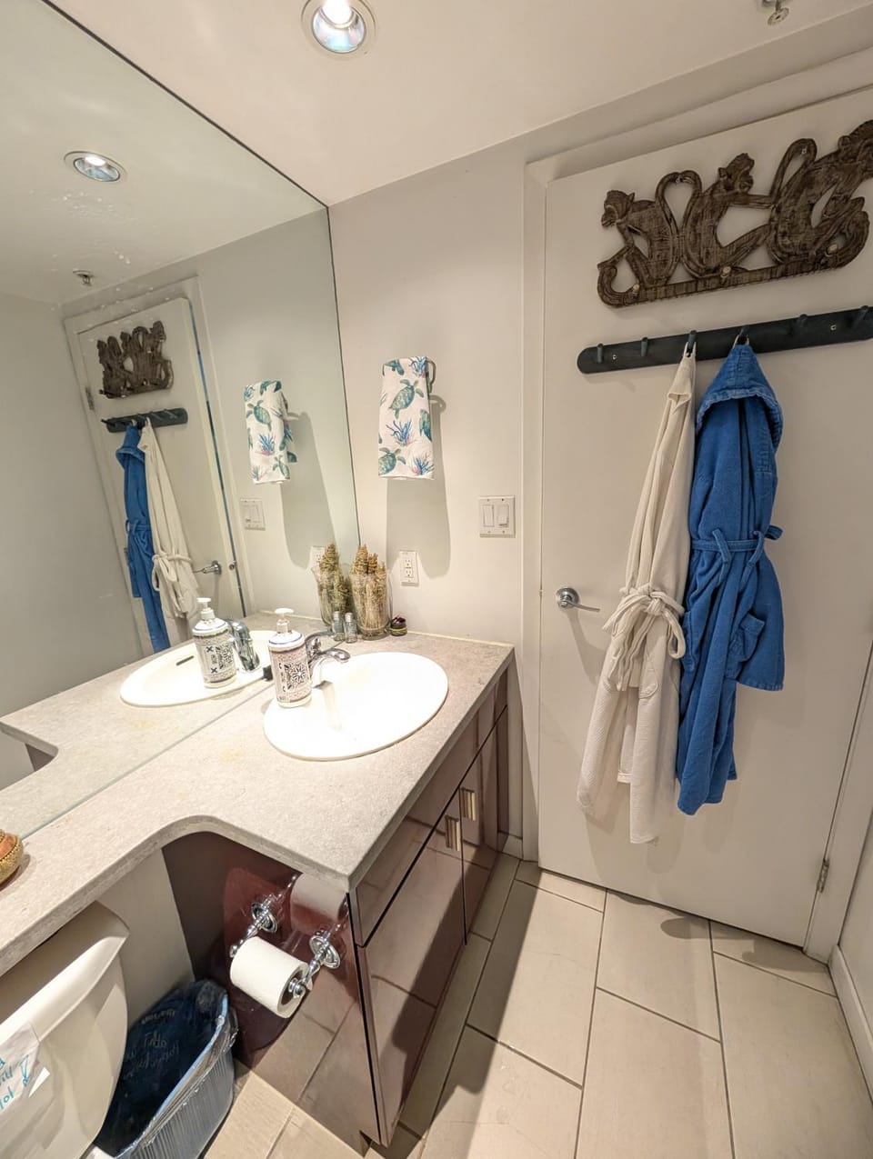 Cat-stle In The Sky Vacation rental in Vancouver