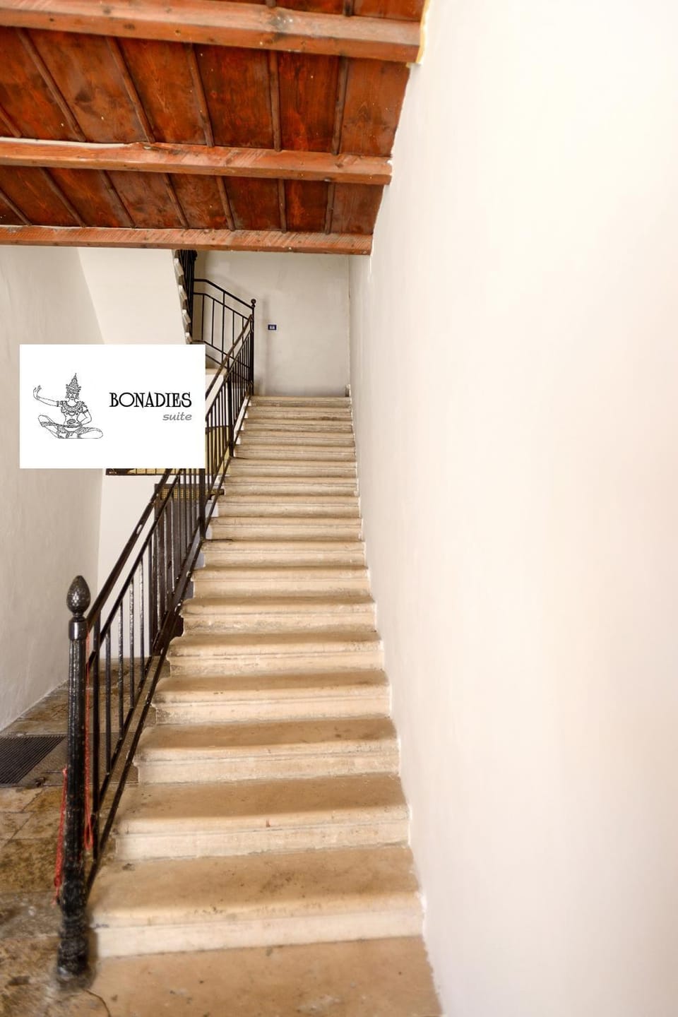 Facade/entrance, Other, On site
