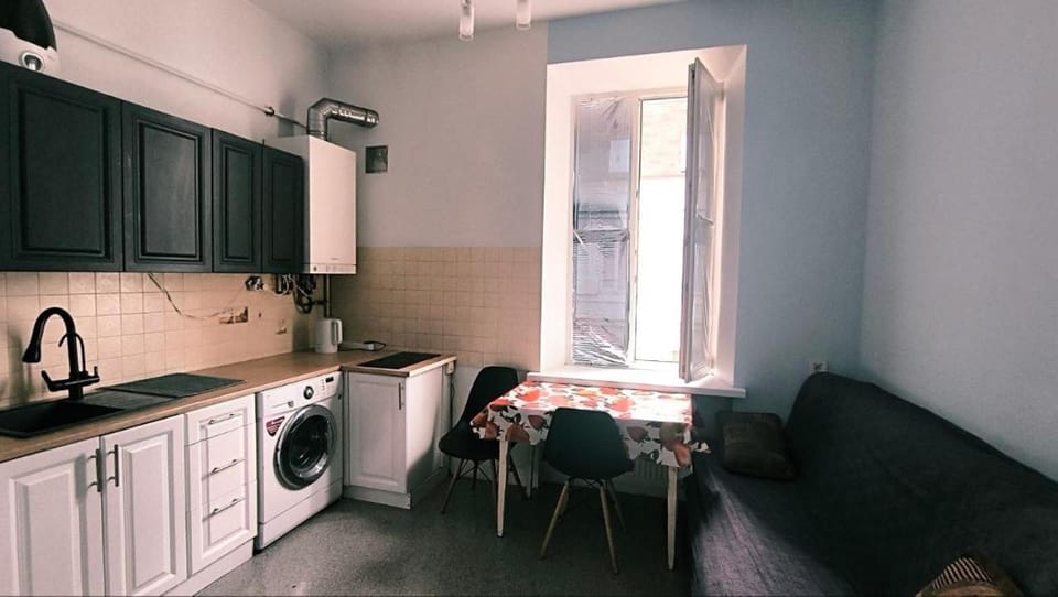 Подобово 1к квартира на Базарна 3 Apartment in Odessa