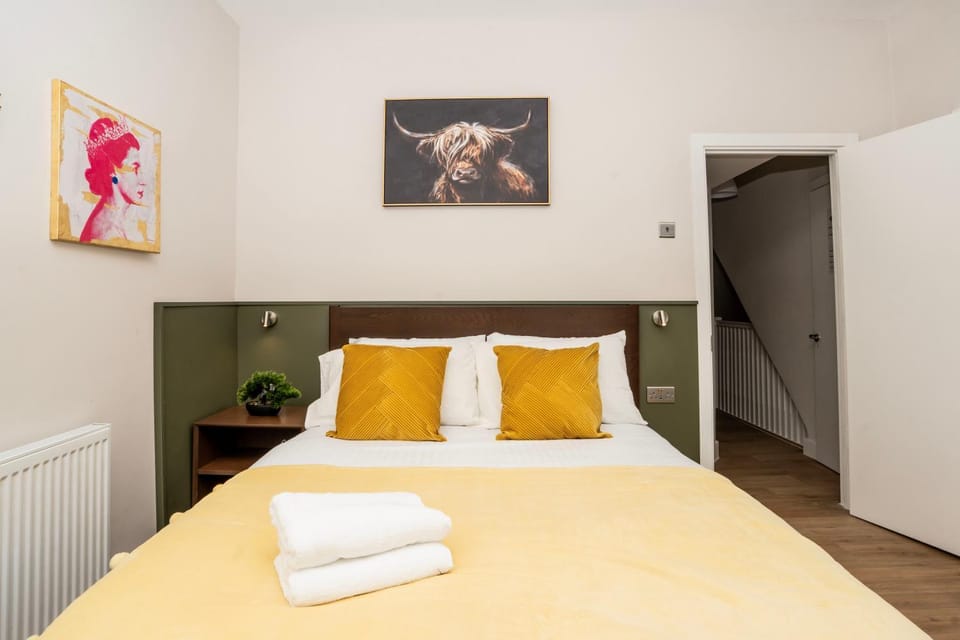 New Apartment in amazing Whitechapel A Apartment in London