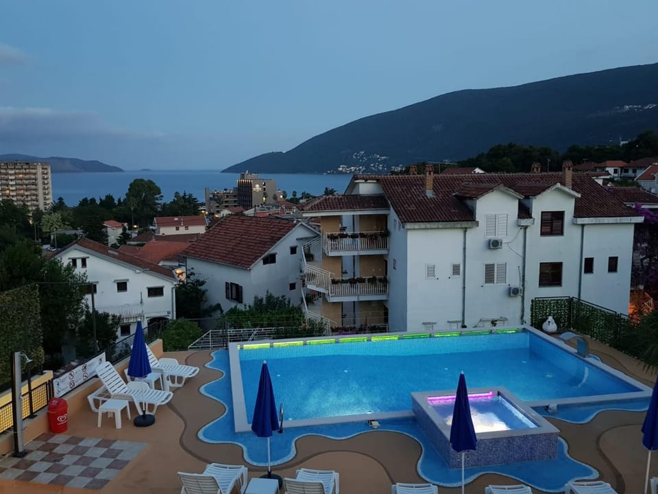 City view, Garden view, Pool view, Sea view, Swimming pool, Swimming pool