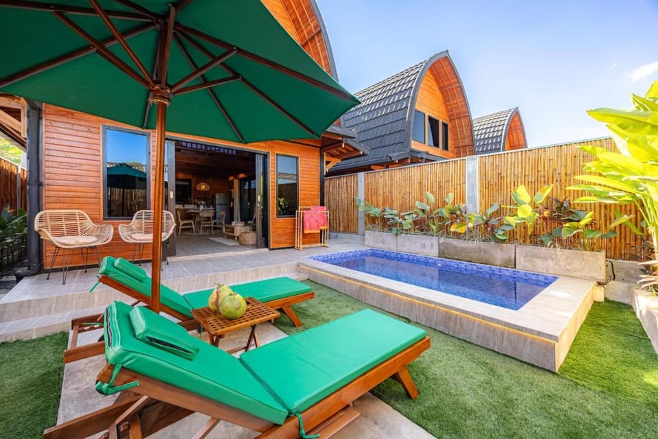 Balcony/Terrace, Swimming pool