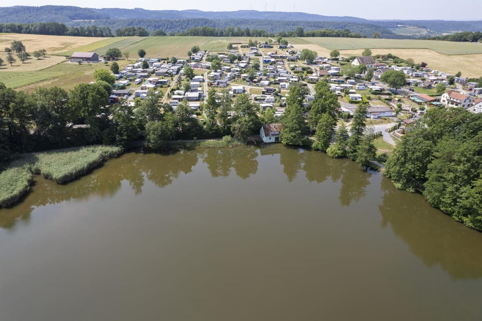 Bird's eye view, Lake view
