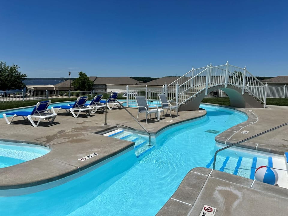Lakeside Paradise at Lands' End House in Osage Beach