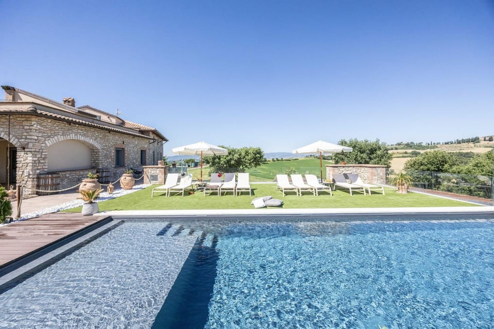 Property building, Spring, Activities, Summer, Kitchen or kitchenette, Spa and wellness centre/facilities, On site, Area and facilities, Swimming pool