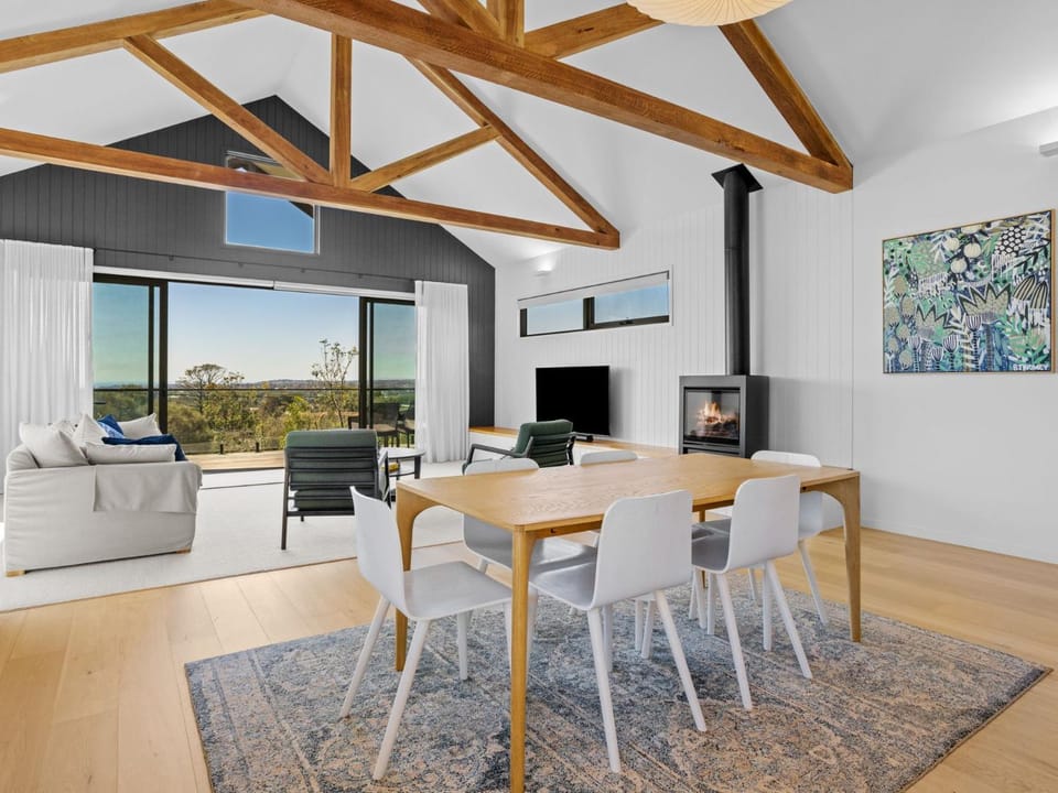 The "H House" - Mt Martha House in Melbourne