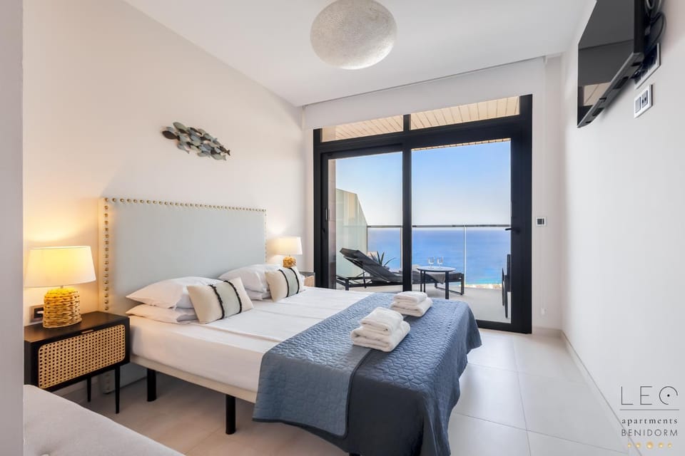 High Floor Apartment Sunset Waves Apartment in Benidorm