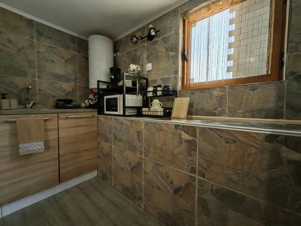 Coffee/tea facilities, Food, microwave, kitchen