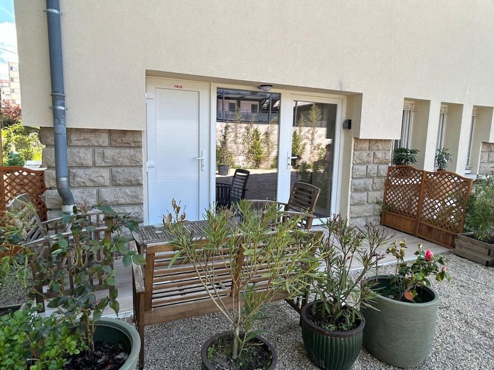 logement centre Bourg, parking privé Apartment in Auvergne-Rhône-Alpes