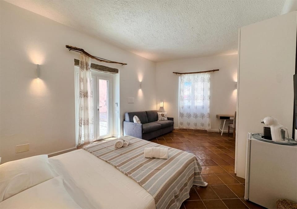 Isuleddu Room & Stairs Bed and Breakfast in Sardinia