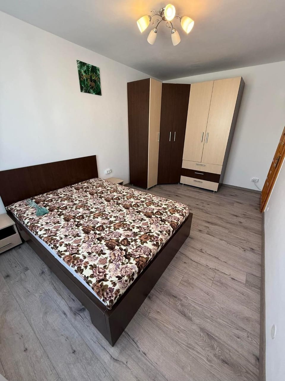 Bed, Photo of the whole room, Bedroom, wardrobe