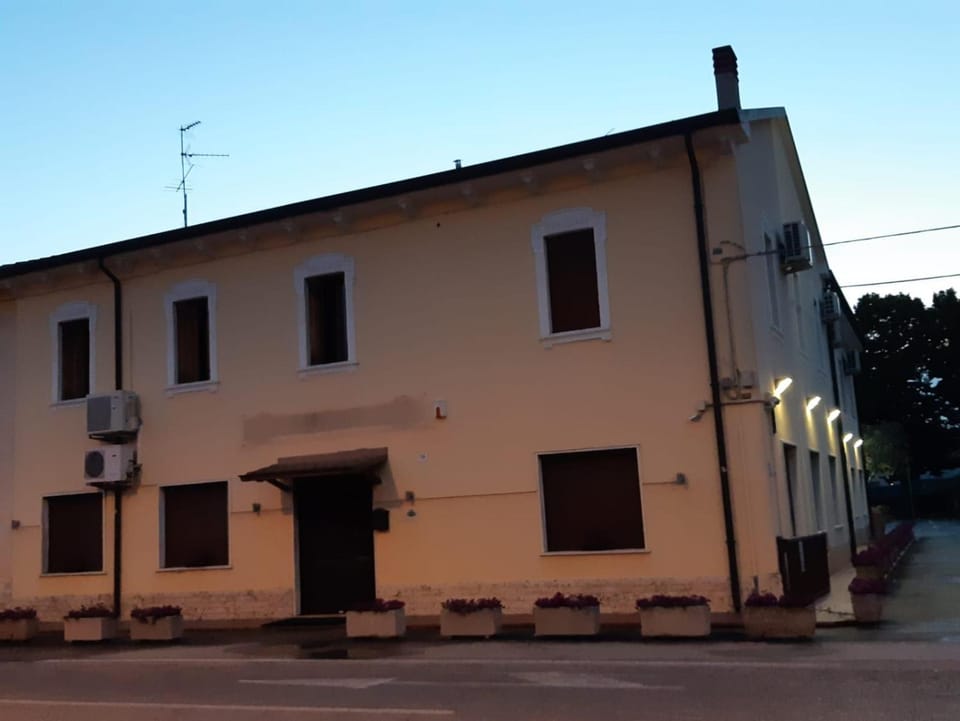 Hotel Ristorante Lilia Hotel in Verona