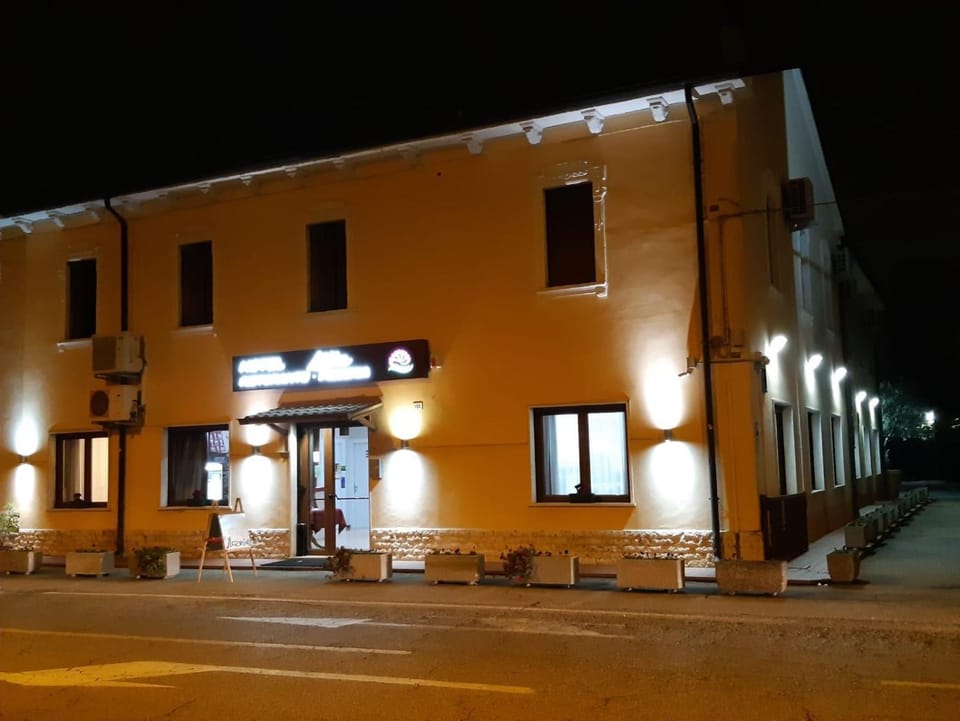 Hotel Ristorante Lilia Hotel in Verona