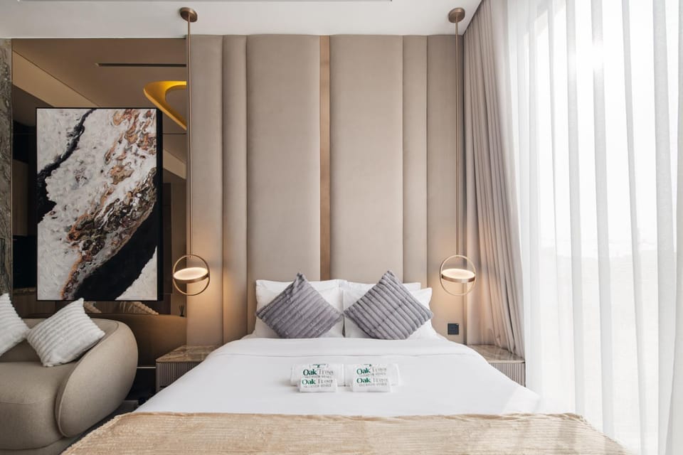 Brand-New Luxury Studio Near Downtown Apartment in Dubai