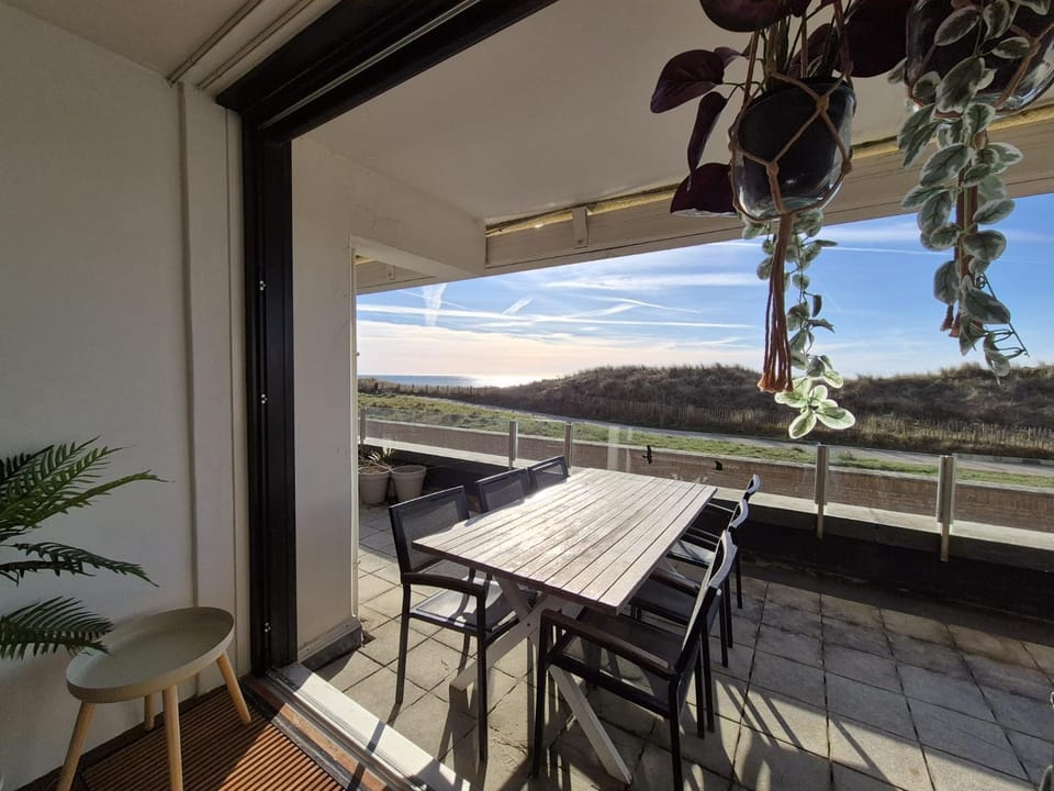 Sunset Boulevard Apartment in Egmond aan Zee